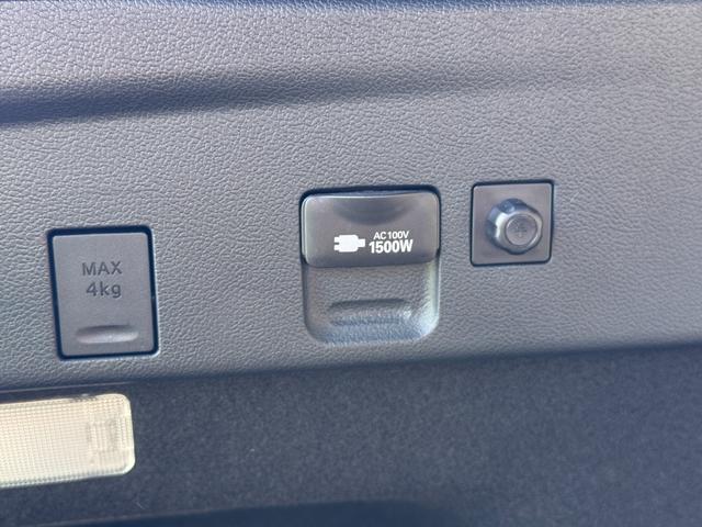 プリウス Ａプレミアム　ツーリングセレクション　モデリスタエアロキット／９インチディーラーオプションナビ／バックモニター／ヘッドアップディスプレイ／黒革シート／ベンチレーション・シートヒーター／ビルトインＥＴＣ／ブラインドスポットモニター（52枚目）