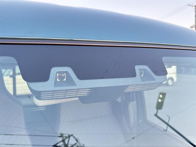 スーパーキャリイ Ｘリミテッド　４ＡＴ　４ＷＤ　純正７インチパナソニックナビ　ワンセグＴＶ　Ｂｌｕｅｔｏｏｔｈ接続　衝突被害軽減システム　リヤパーキングセンサー　キーレスエントリー　アイドリングストップ　電動格納ミラー　オートライト（11枚目）