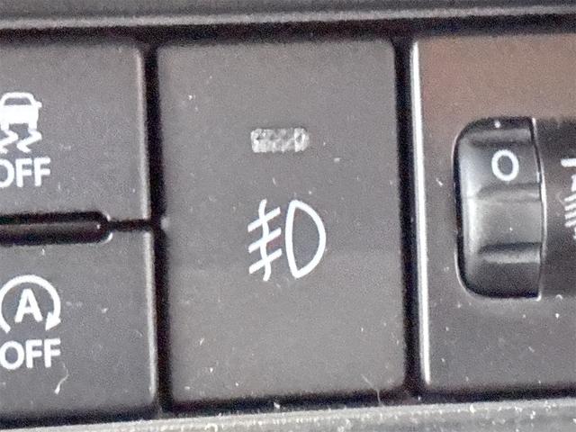 スーパーキャリイ Ｘリミテッド　４ＡＴ　４ＷＤ　純正７インチパナソニックナビ　ワンセグＴＶ　Ｂｌｕｅｔｏｏｔｈ接続　衝突被害軽減システム　リヤパーキングセンサー　キーレスエントリー　アイドリングストップ　電動格納ミラー　オートライト（45枚目）