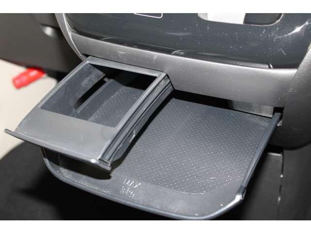 eKワゴン G オーディオレス バックカメラ スマートキー 衝突軽減ブレーキ 前席シートヒーター クリアランスソナー スマートキー アイドリングストップ ベンチシート バックカメラ オートエアコン 盗難警報装置(13枚目)