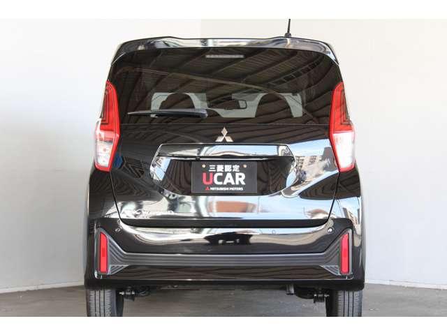 eKワゴン G オーディオレス バックカメラ スマートキー 衝突軽減ブレーキ 前席シートヒーター クリアランスソナー スマートキー アイドリングストップ ベンチシート バックカメラ オートエアコン 盗難警報装置(17枚目)