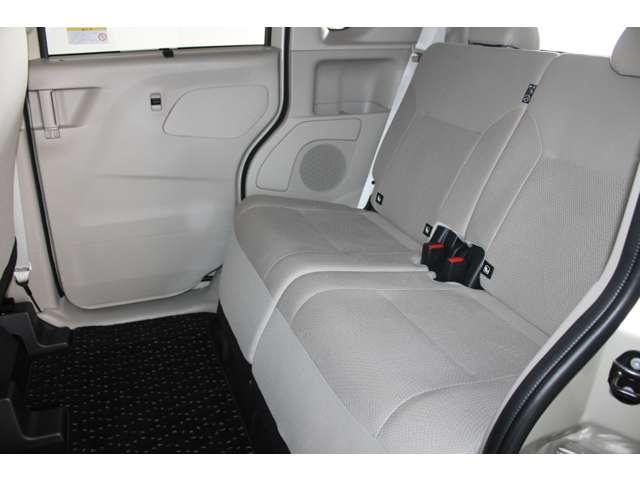 eKスペース G メモリーナビ バックカメラ ETC車載器 フルオートエアコン サイドカーテンエアバック LED コーナーセンサー フルセグTV シートヒーター ETC インテリキー アイドリングストップ 盗難防止装置(5枚目)