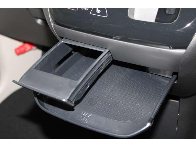 eKワゴン G オーディオレス バックカメラ 衝突軽減ブレーキ 前席シートヒーター クリアランスソナー スマートキー アイドリングストップ ベンチシート バックカメラ オートエアコン 盗難警報装置 パワーステアリング(13枚目)