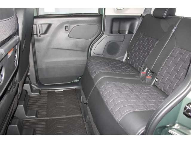 デリカミニ G プレミアム カスタム仕様 メモリーナビ 全周囲カメラ LED Aクルコン シートヒーター ベンチシート エアコン コーナーセンサー パワステ アルミホイール キーレスエントリー エアバッグ スマートキー ABS(5枚目)