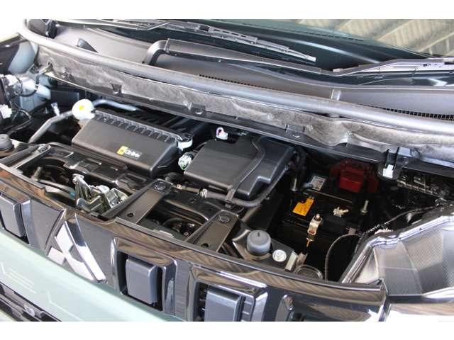 デリカミニ G プレミアム カスタム仕様 メモリーナビ 全周囲カメラ LED Aクルコン シートヒーター ベンチシート エアコン コーナーセンサー パワステ アルミホイール キーレスエントリー エアバッグ スマートキー ABS(18枚目)