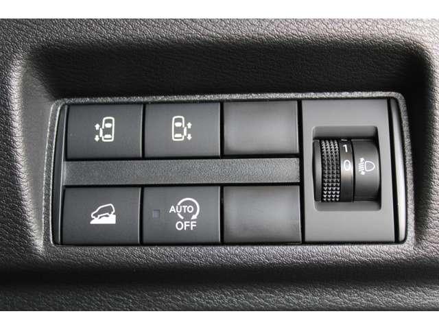 デリカミニ Ｔ　プレミアム　カスタム仕様　メモリーナビ　全周囲カメラ　衝突軽減装置　ターボエンジン　ナビＴＶ　寒冷地　パワステ　フルタイム４ＷＤ　エアバッグ　ＬＥＤヘッド　ＥＳＣ　サイドカメラ　クルコン　インテリキー　キーフリー（12枚目）