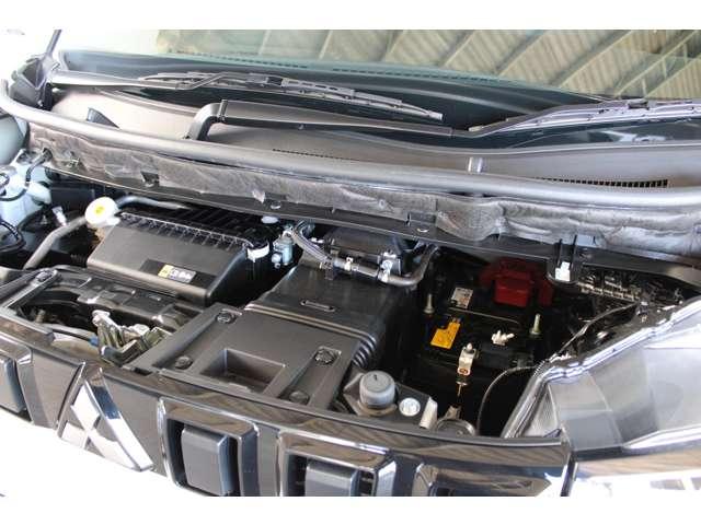 デリカミニ Ｔ　プレミアム　カスタム仕様　メモリーナビ　全周囲カメラ　衝突軽減装置　ターボエンジン　ナビＴＶ　寒冷地　パワステ　フルタイム４ＷＤ　エアバッグ　ＬＥＤヘッド　ＥＳＣ　サイドカメラ　クルコン　インテリキー　キーフリー（20枚目）