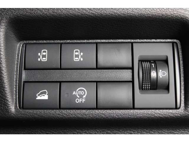 デリカミニ Ｇ　プレミアム　リミテッドエディション　カスタム仕様　メモリーナビ　全周囲カメラ　（12枚目）