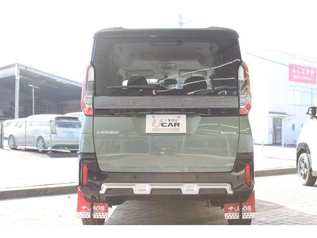 デリカミニ Ｇ　プレミアム　リミテッドエディション　カスタム仕様　メモリーナビ　全周囲カメラ　（18枚目）