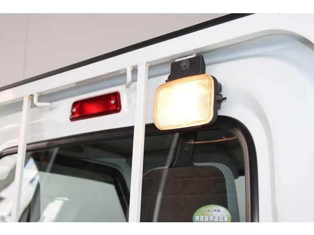 あると便利な荷台作業灯