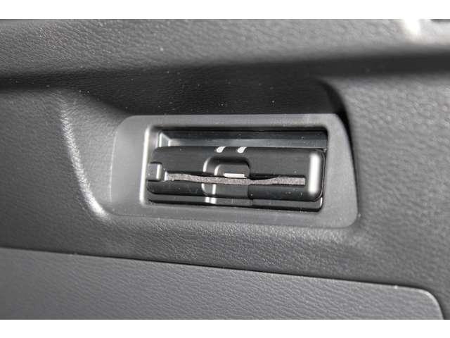 デリカミニ T プレミアム メモリーナビ 全周囲カメラ ETC車載器 衝突軽減装置 ターボエンジン ナビTV 寒冷地 パワステ フルタイム4WD エアバッグ LEDヘッド ESC サイドカメラ クルコン インテリキー キーフリー(12枚目)