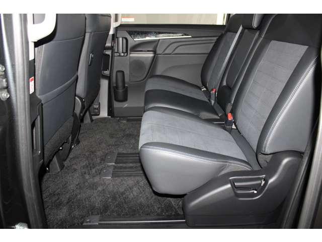 デリカＤ：５ シャモニー　カスタム仕様　メモリーナビ　全周囲カメラ　アイドリングＳ　アクティブクルーズコントロール　イモビ　衝突被害軽減装置　Ｂモニター　サイドカメラ　助手席エアバッグ　地デジＴＶ　電動リアゲート　４ＷＤ（5枚目）