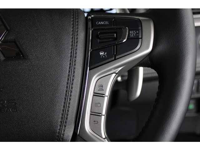 デリカＤ：５ シャモニー　カスタム仕様　メモリーナビ　全周囲カメラ　アイドリングＳ　アクティブクルーズコントロール　イモビ　衝突被害軽減装置　Ｂモニター　サイドカメラ　助手席エアバッグ　地デジＴＶ　電動リアゲート　４ＷＤ（12枚目）