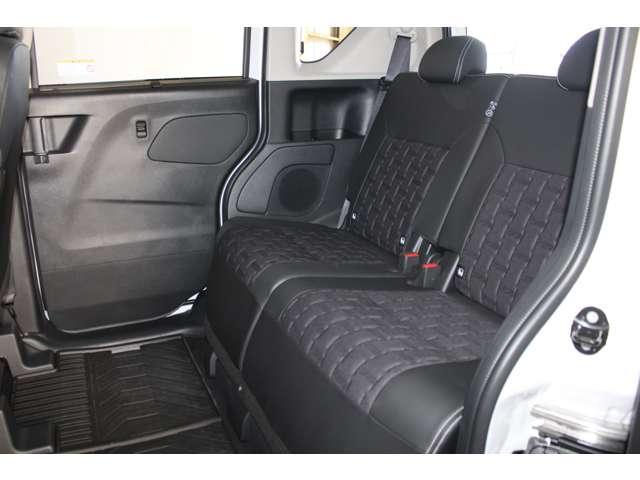 デリカミニ T プレミアム カスタム仕様 メモリーナビ 全周囲カメラ 衝突軽減装置 ターボエンジン ナビTV 寒冷地 パワステ フルタイム4WD エアバッグ LEDヘッド ESC サイドカメラ クルコン インテリキー キーフリー(5枚目)