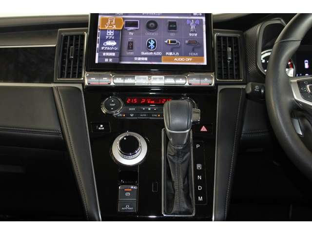 デリカＤ：５ アーバンギア　Ｇ　パワーパッケージ　メモリーナビ　全周囲カメラ　ＥＴＣ車載器　電動Ｒゲート　アイドリングストップ　地デジ　シ－トヒ－タ－　運転席パワーシート　ＬＥＤ　寒冷地仕様　メモリーナビ　オートクルーズコントロール　スマートキー（8枚目）