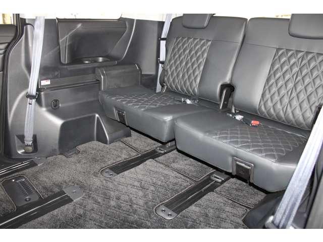 デリカＤ：５ ブラックエディション　メモリーナビ　全周囲カメラ　スマートキー　オートクルーズコントロール　両側自動スライドドア　パワーバックゲート　ＬＥＤヘッドランプ　４ＷＤ　電動シート　スマートキー　全方位カメラ　シートヒーター（6枚目）