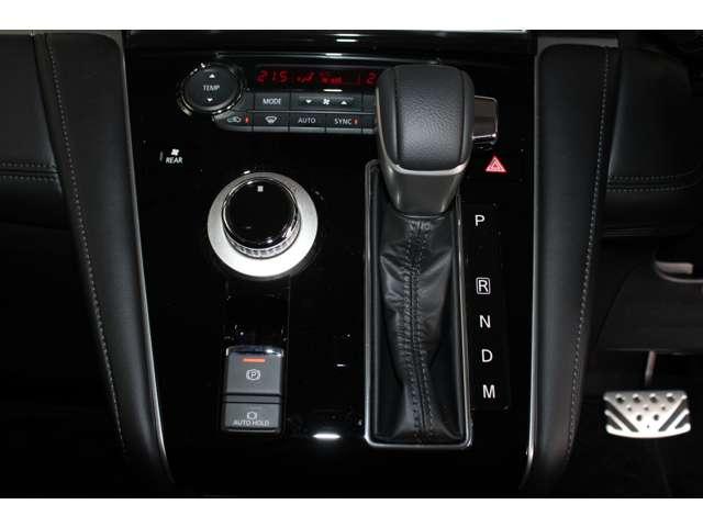 デリカＤ：５ ブラックエディション　メモリーナビ　全周囲カメラ　スマートキー　オートクルーズコントロール　両側自動スライドドア　パワーバックゲート　ＬＥＤヘッドランプ　４ＷＤ　電動シート　スマートキー　全方位カメラ　シートヒーター（11枚目）