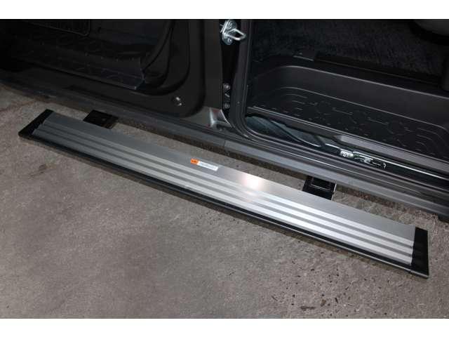 デリカＤ：５ ブラックエディション　メモリーナビ　全周囲カメラ　スマートキー　オートクルーズコントロール　両側自動スライドドア　パワーバックゲート　ＬＥＤヘッドランプ　４ＷＤ　電動シート　スマートキー　全方位カメラ　シートヒーター（16枚目）