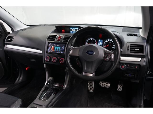 2.0XT アイサイト 衝突軽減ブレーキ ナビ&TV バックカメラ付 スマートキー 4WD ターボ 1オーナー車 ETC付 コーナーセンサー レーダクルーズ 地デジ DVD BT 半革 シートヒータ HID Pシート エアロ(2枚目)