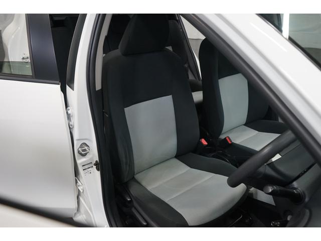 S ワンオーナー車 TVナビ キーレスキー 禁煙車 オートエアコン CD再生可 Bluetoothオーディオ AUX接続 地デジ SDナビ アイドリングストップ ダブルエアバッグ P/W パワステ ABS(16枚目)