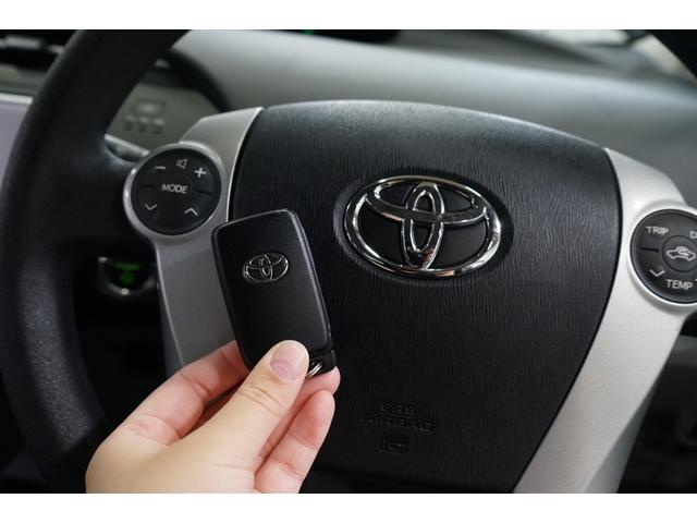 S TVナビ バックカメラ 黒革調シートカバー スマートキー 禁煙車 ETC車載器 15AW パーキングアシスト オートライト CD再生可 地デジ SDナビ フロントフォグ オートエアコン ステアリモコン(49枚目)
