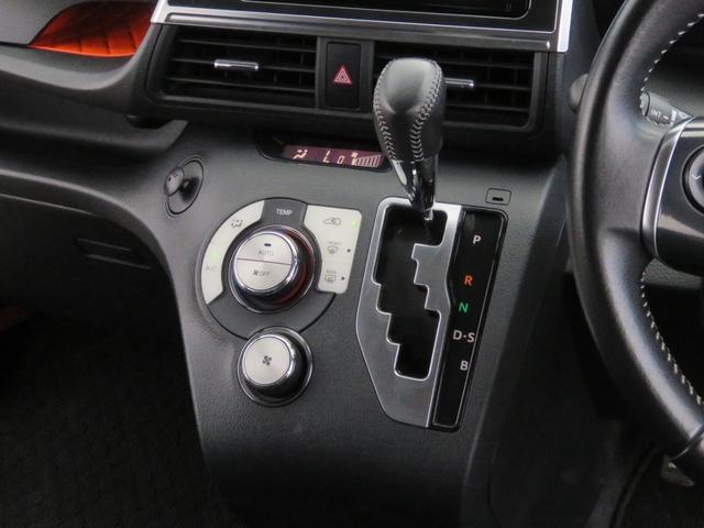 G 両側電動スライドドア TVナビ バックカメラ スマートキー 1オーナー 禁煙車 ビルトインETC アイドリングストップ 7人乗り CD DVD再生可 BT接続 フルセグTV ウォークスルー 3列シート(39枚目)
