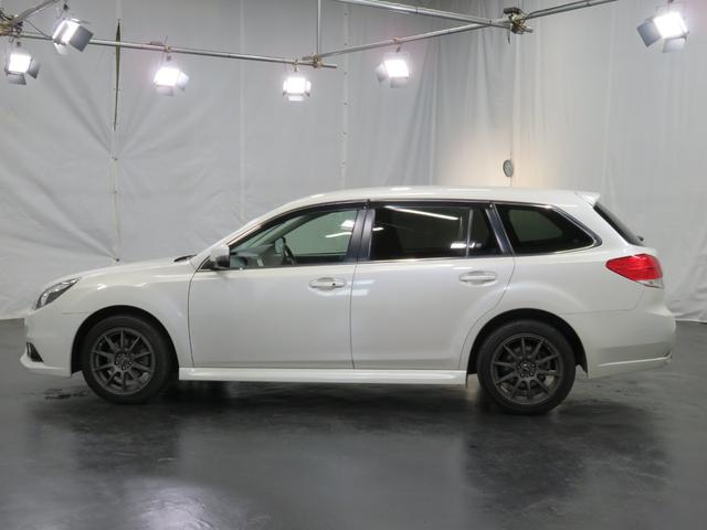 2.5i Bスポーツアイサイト TVナビ バックカメラ 4WD 後期 禁煙車 ワンオーナー 衝突軽減ブレーキ レーダークルーズ スマートキー ETC付 HIDヘッド オートライト 社外17AW CD再生 DVD視聴可 地デジ フォグ(15枚目)