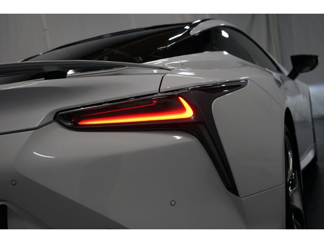 LC500 Sパッケージ マークレビンソン カーボンルーフ TVナビ Bカメラ プリクラッシュ 禁煙 レーダークルーズ クリアランスソナー 茶ハーフレザー LEDヘッド フルセグ DVD BTオーディオ ETC スマートキーU(24枚目)