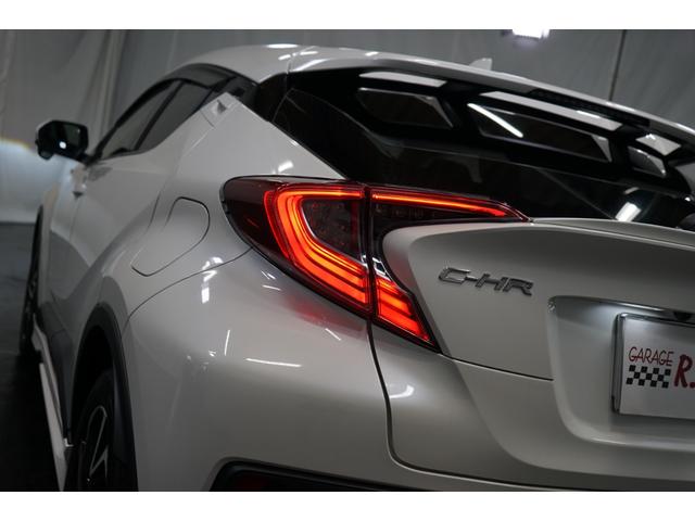 G ハイブリッド モデリスタフルエアロ 黒革 9型TVナビ バックカメラ 禁煙車 ワンオーナー プリクラッシュ レーダークルーズ シーケンシャルウィンカー スマートキー ETC フルセグ DVD Bluetooth接続(23枚目)