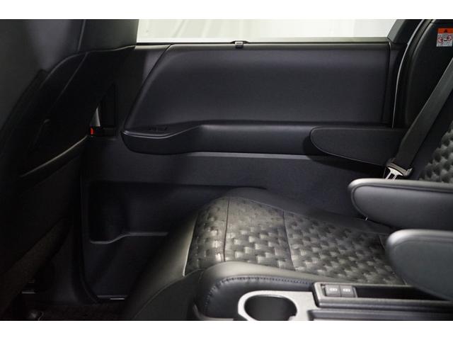 S-Z 登録済未使用車 両側パワスラ 10.5型TVナビ バックカメラ 禁煙車 14型後席モニター プリクラッシュ レーダークルーズ ハーフ黒革 フルセグ CD DVD Bluetooth接続 電動リアゲート(60枚目)