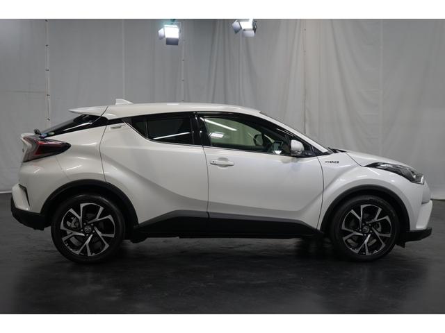 Ｃ－ＨＲ Ｇ　ハイブリッド　９型ＴＶナビ　バックカメラ　プリクラッシュ　禁煙車　レーダークルーズ　クリアランスソナー　ハーフレザー　スマートキー　ＥＴＣ付　フルセグ　ＤＶＤ　Ｂｌｕｅｔｏｏｔｈ　シーケンシャルウィンカー　Ｆフォグ（68枚目）