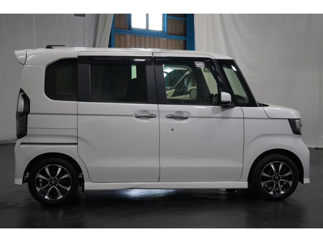 Ｇ・Ｌホンダセンシング　電動スライドドア　ＴＶナビ　バックカメラ　禁煙車　ＣＭＢＳ　衝突軽減ブレーキ　１４ＡＷ　レーダークルーズ　スマートキー　ＥＴＣ　フルセグ　ＣＤ　ＤＶＤ　Ｂｌｕｅｔｏｏｔｈ接続　シーケンシャルウィンカー(16枚目)