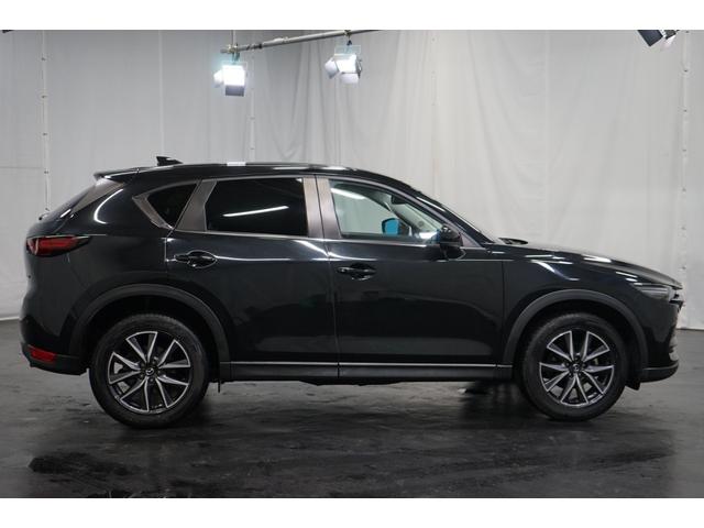 ＣＸ－５ ＸＤ　プロアクティブ　ＴＶナビ　バックカメラ　衝突軽減ブレーキ　禁煙車　４ＷＤ　ディーゼルターボ　レーダークルーズ　スマートキー　ＥＴＣ付　フルセグ　ＤＶＤ　Ｂｌｕｅｔｏｏｔｈ　パワーシート　ＢＳＭ　ＨＵＤ　電動リアゲート（16枚目）