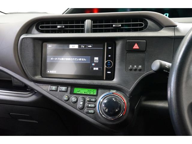 アクア G ハイブリッド 禁煙車 スマートキ 純正ナビTV バックカメラ オートライト CD/DVD Bluetooth接続 フルセグ LEDヘッドランプ 15AW ETC Pスタート アイドリングストップ ヘッドウォッシャー(10枚目)
