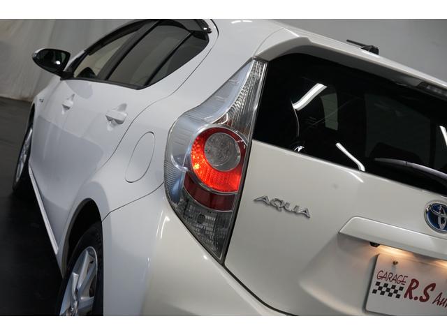 アクア G ハイブリッド 禁煙車 スマートキ 純正ナビTV バックカメラ オートライト CD/DVD Bluetooth接続 フルセグ LEDヘッドランプ 15AW ETC Pスタート アイドリングストップ ヘッドウォッシャー(20枚目)