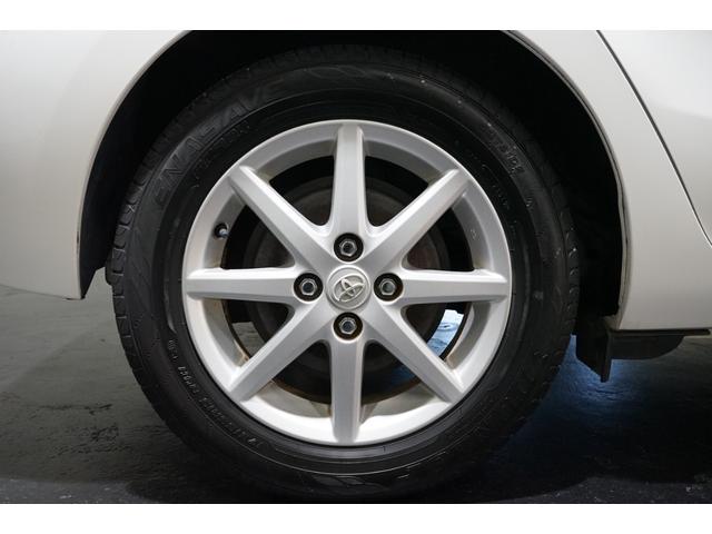 アクア G ハイブリッド 禁煙車 スマートキ 純正ナビTV バックカメラ オートライト CD/DVD Bluetooth接続 フルセグ LEDヘッドランプ 15AW ETC Pスタート アイドリングストップ ヘッドウォッシャー(27枚目)
