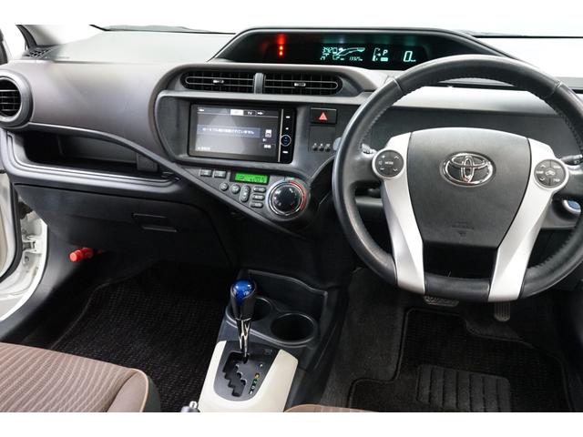 アクア G ハイブリッド 禁煙車 スマートキ 純正ナビTV バックカメラ オートライト CD/DVD Bluetooth接続 フルセグ LEDヘッドランプ 15AW ETC Pスタート アイドリングストップ ヘッドウォッシャー(32枚目)