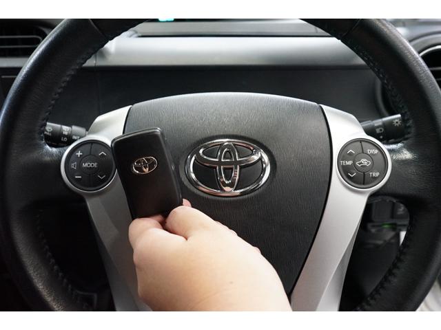 アクア G ハイブリッド 禁煙車 スマートキ 純正ナビTV バックカメラ オートライト CD/DVD Bluetooth接続 フルセグ LEDヘッドランプ 15AW ETC Pスタート アイドリングストップ ヘッドウォッシャー(44枚目)