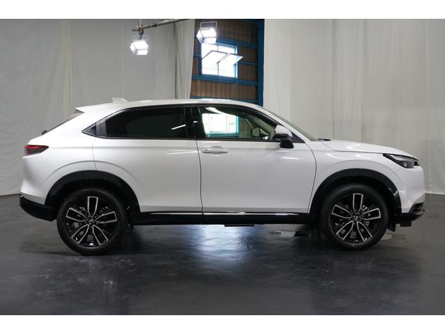 ヴェゼル e:HEV Z ハイブリッド 後期型 登録済未使用車 禁煙車 9型TVナビ バックカメラ ホンダセンシング ETC 衝突軽減ブレーキ CMBS BSM レーダークルーズ ハーフ革 フルセグ Bluetooth接続 パワーバックドア(65枚目)