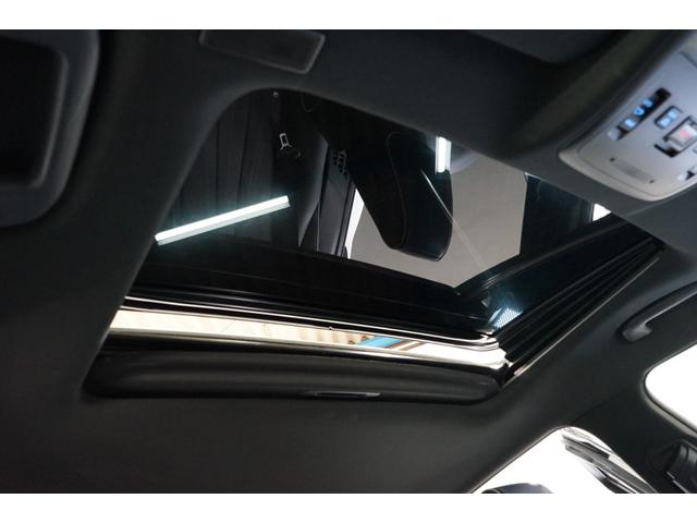 クラウンハイブリッド ＲＳアドバンス　サンルーフ　黒革　ローダウン　８型ナビＴＶ　バックカメラ　ＥＴＣ　フルセグ　衝突軽減　レーダークルーズ　ＤＶＤ　Ｂｌｕｅｔｏｏｔｈ　流星ウィンカー　パワーシート　ＨＵＤ　シートエアコン　プリクラッシュ（5枚目）