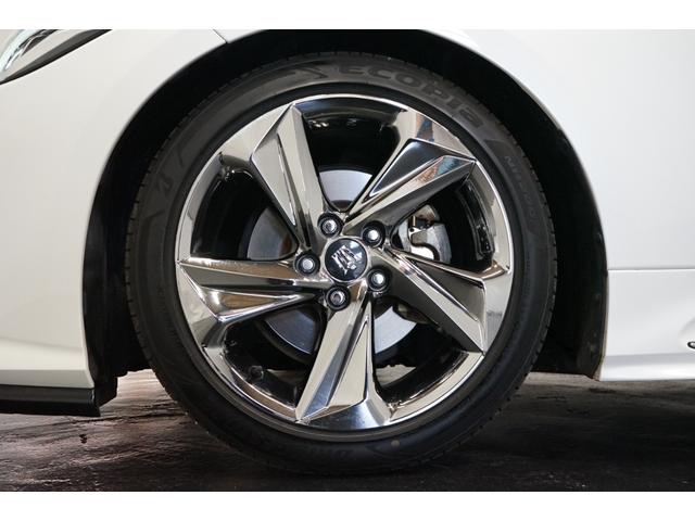 クラウンハイブリッド ＲＳアドバンス　サンルーフ　黒革　ローダウン　８型ナビＴＶ　バックカメラ　ＥＴＣ　フルセグ　衝突軽減　レーダークルーズ　ＤＶＤ　Ｂｌｕｅｔｏｏｔｈ　流星ウィンカー　パワーシート　ＨＵＤ　シートエアコン　プリクラッシュ（24枚目）