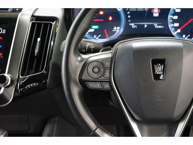 クラウンハイブリッド ＲＳアドバンス　サンルーフ　黒革　ローダウン　８型ナビＴＶ　バックカメラ　ＥＴＣ　フルセグ　衝突軽減　レーダークルーズ　ＤＶＤ　Ｂｌｕｅｔｏｏｔｈ　流星ウィンカー　パワーシート　ＨＵＤ　シートエアコン　プリクラッシュ（43枚目）