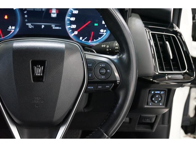 クラウンハイブリッド ＲＳアドバンス　サンルーフ　黒革　ローダウン　８型ナビＴＶ　バックカメラ　ＥＴＣ　フルセグ　衝突軽減　レーダークルーズ　ＤＶＤ　Ｂｌｕｅｔｏｏｔｈ　流星ウィンカー　パワーシート　ＨＵＤ　シートエアコン　プリクラッシュ（44枚目）