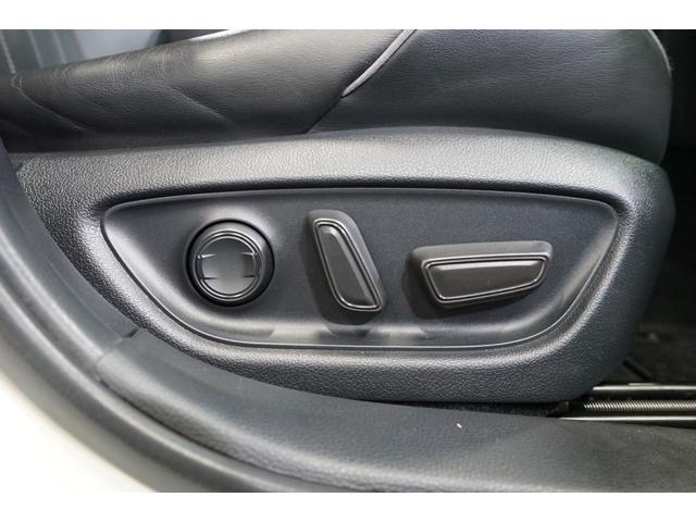 クラウンハイブリッド ＲＳアドバンス　サンルーフ　黒革　ローダウン　８型ナビＴＶ　バックカメラ　ＥＴＣ　フルセグ　衝突軽減　レーダークルーズ　ＤＶＤ　Ｂｌｕｅｔｏｏｔｈ　流星ウィンカー　パワーシート　ＨＵＤ　シートエアコン　プリクラッシュ（48枚目）