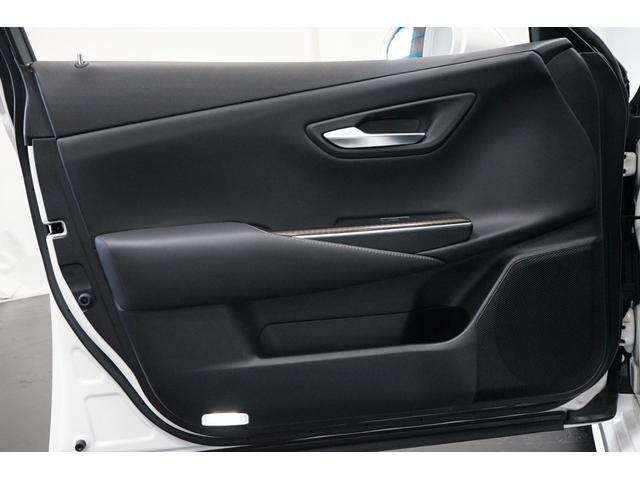 クラウンハイブリッド ＲＳアドバンス　サンルーフ　黒革　ローダウン　８型ナビＴＶ　バックカメラ　ＥＴＣ　フルセグ　衝突軽減　レーダークルーズ　ＤＶＤ　Ｂｌｕｅｔｏｏｔｈ　流星ウィンカー　パワーシート　ＨＵＤ　シートエアコン　プリクラッシュ（58枚目）