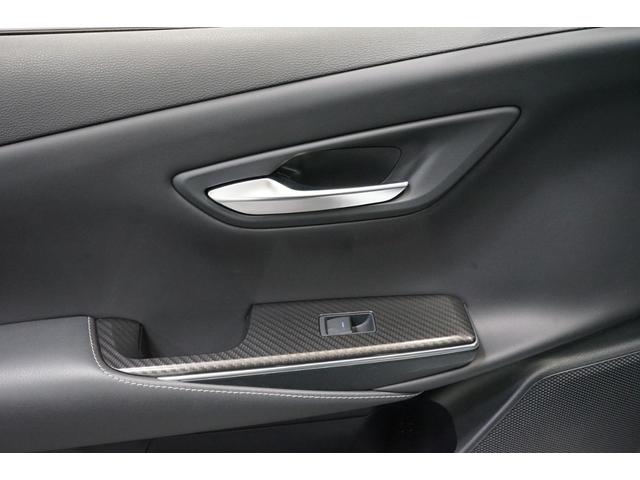 クラウンハイブリッド ＲＳアドバンス　サンルーフ　黒革　ローダウン　８型ナビＴＶ　バックカメラ　ＥＴＣ　フルセグ　衝突軽減　レーダークルーズ　ＤＶＤ　Ｂｌｕｅｔｏｏｔｈ　流星ウィンカー　パワーシート　ＨＵＤ　シートエアコン　プリクラッシュ（59枚目）