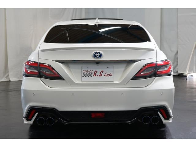 クラウンハイブリッド ＲＳアドバンス　サンルーフ　黒革　ローダウン　８型ナビＴＶ　バックカメラ　ＥＴＣ　フルセグ　衝突軽減　レーダークルーズ　ＤＶＤ　Ｂｌｕｅｔｏｏｔｈ　流星ウィンカー　パワーシート　ＨＵＤ　シートエアコン　プリクラッシュ（63枚目）