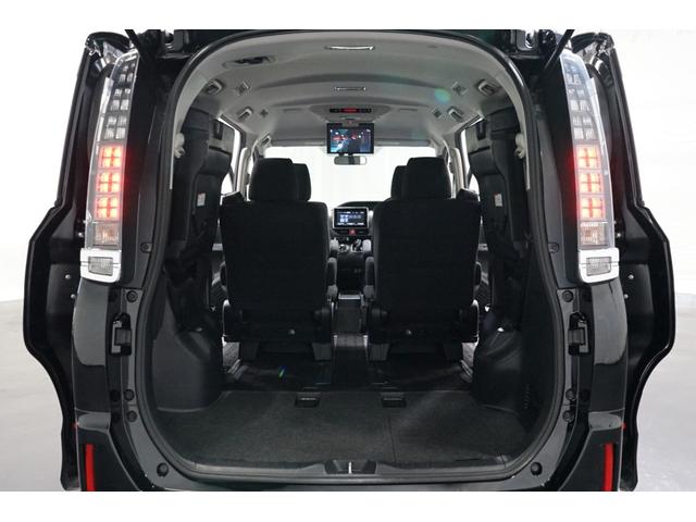 ヴォクシー ハイブリッドV 両側電動スライド モデリスタフルエアロ 9型TVナビ 7人乗り バックカメラ 11型後席モニター オートクルーズ 3列シート ETC スマートキー シートヒーター DVD再生 Bluetooth接続U(17枚目)