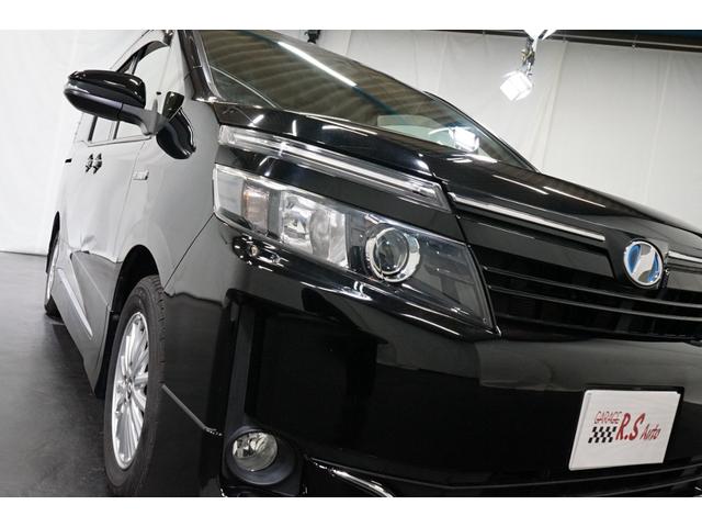 ヴォクシー ハイブリッドV 両側電動スライド モデリスタフルエアロ 9型TVナビ 7人乗り バックカメラ 11型後席モニター オートクルーズ 3列シート ETC スマートキー シートヒーター DVD再生 Bluetooth接続U(18枚目)