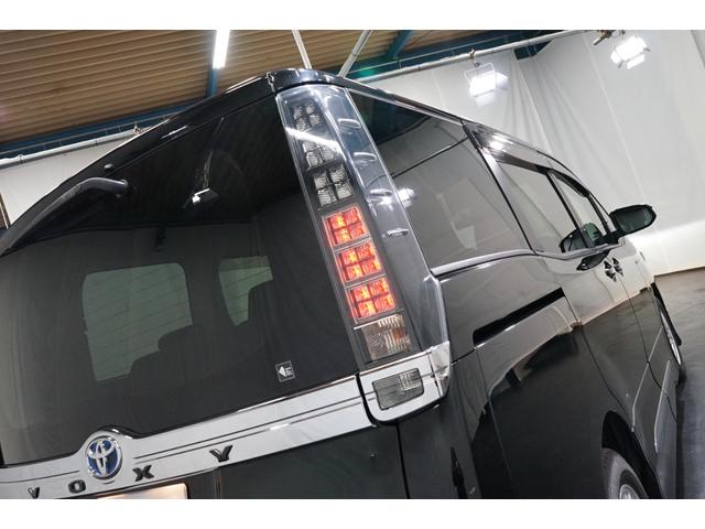 ヴォクシー ハイブリッドV 両側電動スライド モデリスタフルエアロ 9型TVナビ 7人乗り バックカメラ 11型後席モニター オートクルーズ 3列シート ETC スマートキー シートヒーター DVD再生 Bluetooth接続U(21枚目)